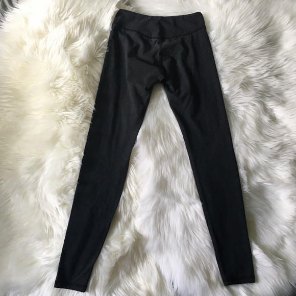 Brandy Melville Jaycee Charcoal Gray Leggings - Picture 7 of 8